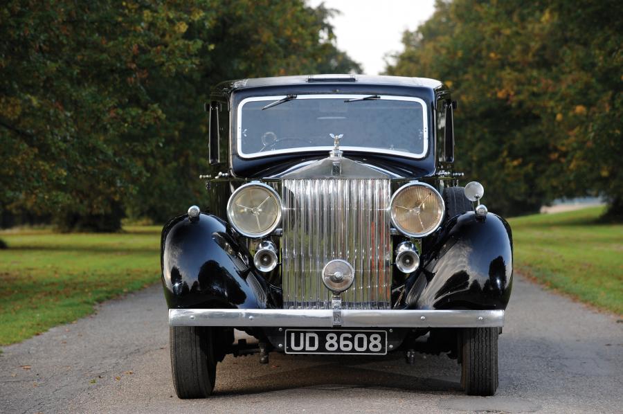  Rolls-Royce Phantom III Limousine by Barker 1937 года  (фото 8 из 18)